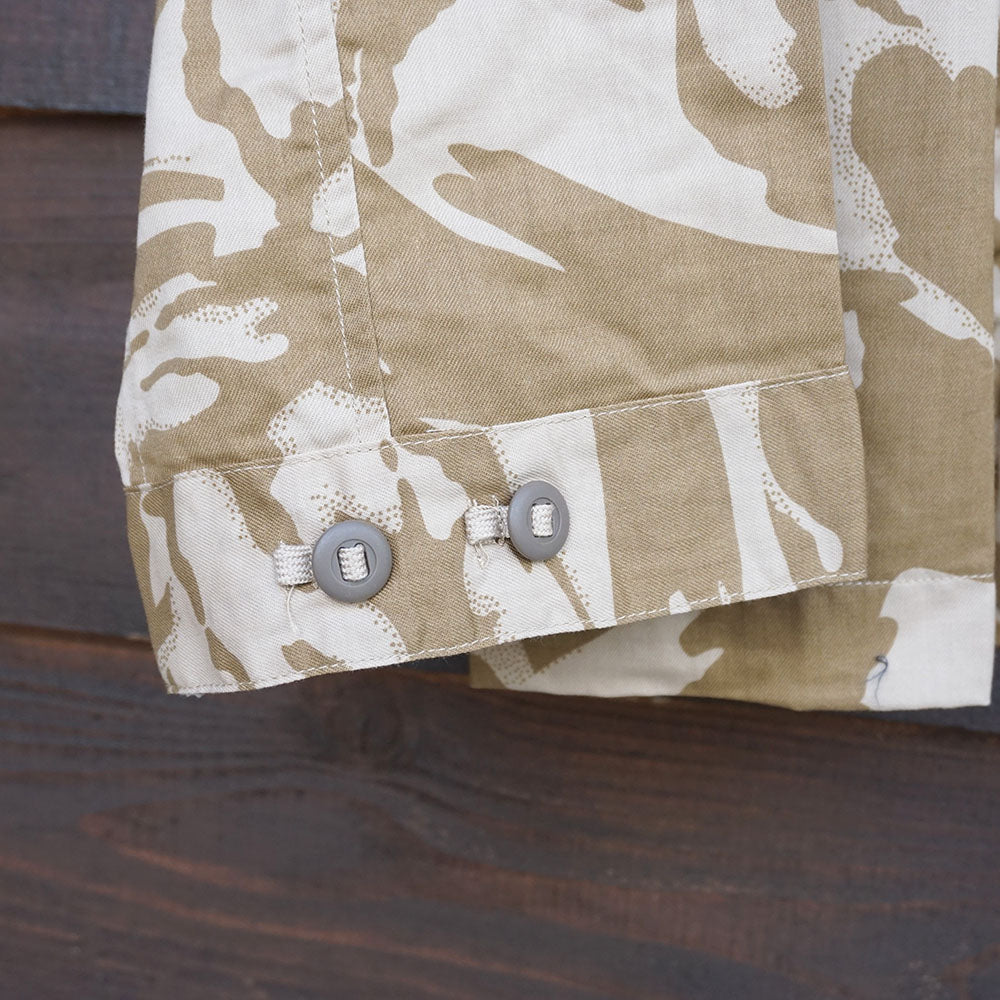 イギリス軍デザートカモコンバットジャケット　《デッドストック》