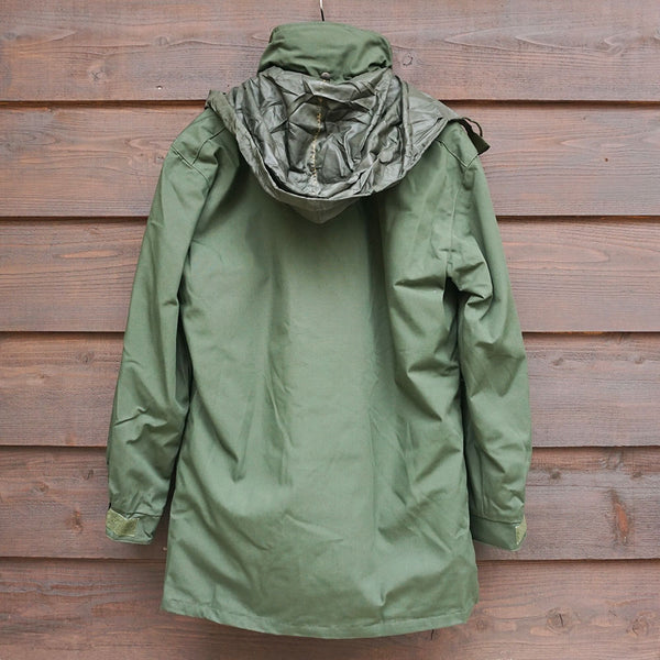 イタリア森林警備隊ゴアテックスジャケット　《デッドストック》