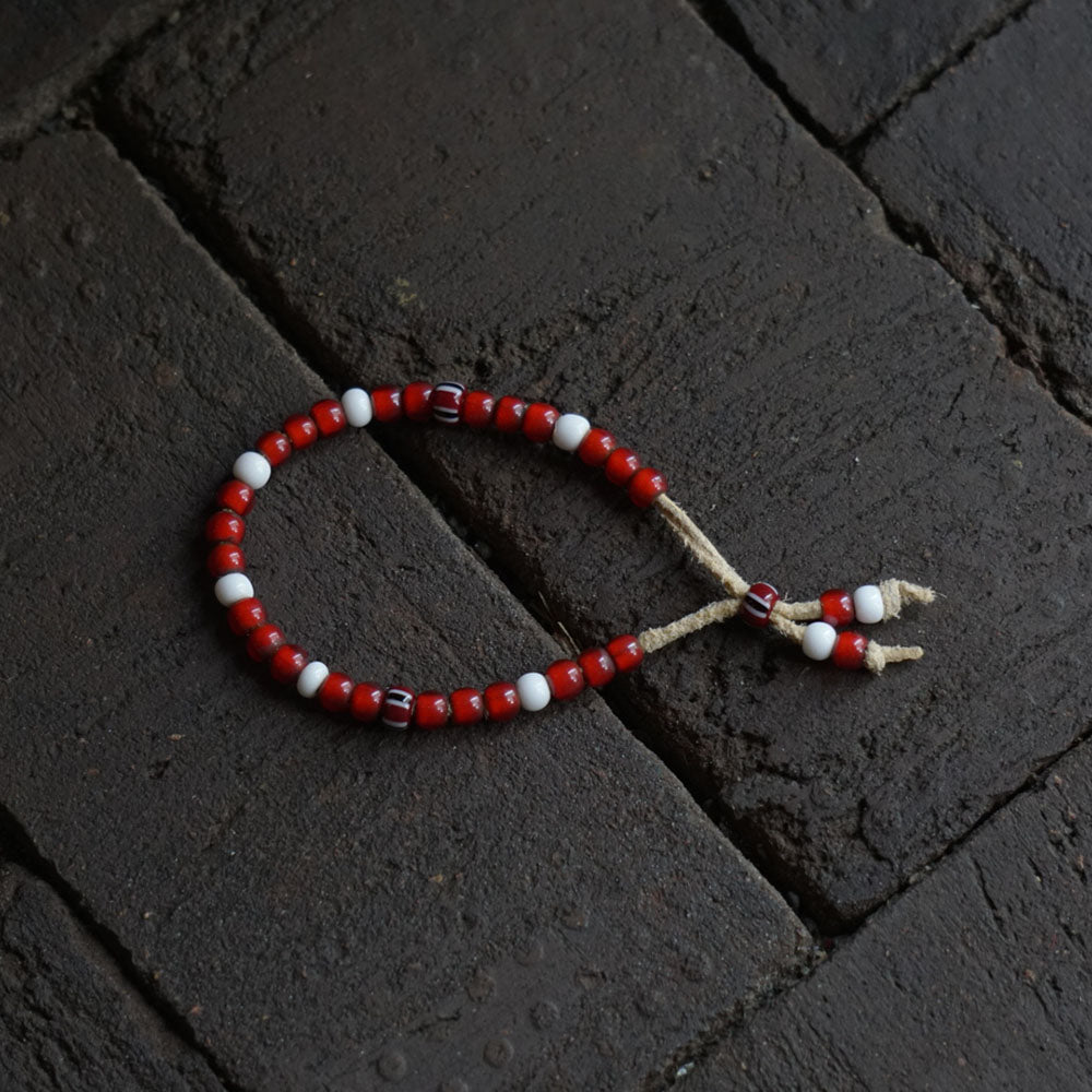 WHITE HEARTS MIX BRACELET