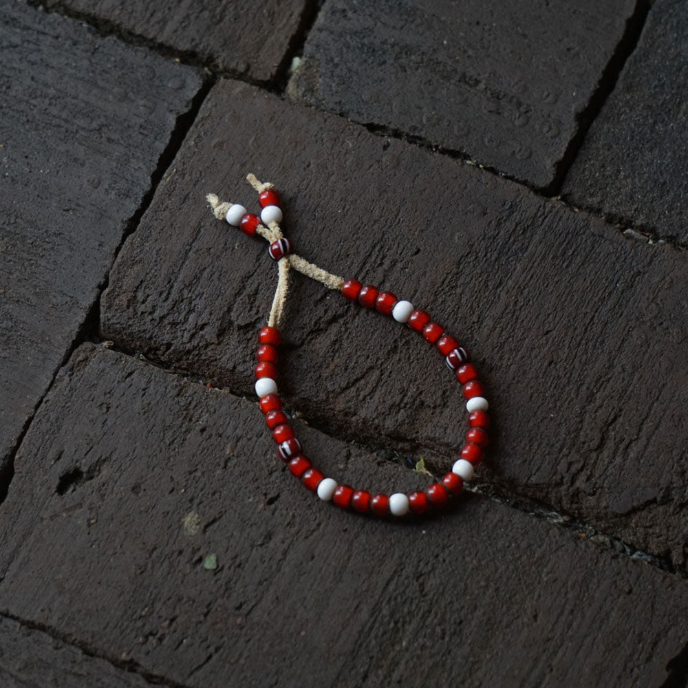 WHITE HEARTS MIX BRACELET