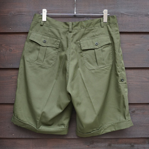 オランダ軍チノショートパンツ《デッドストック》