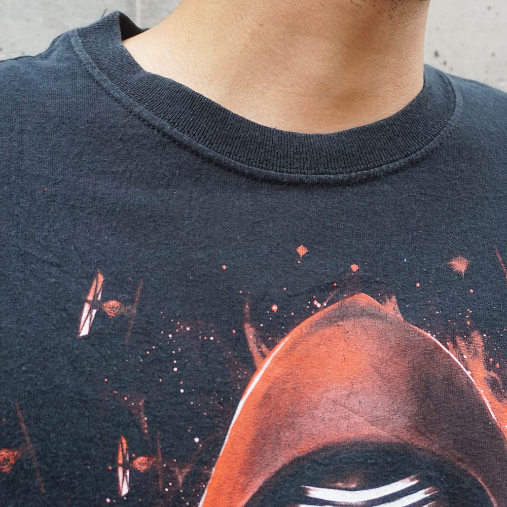 スターウォーズ　カイロレンTシャツ