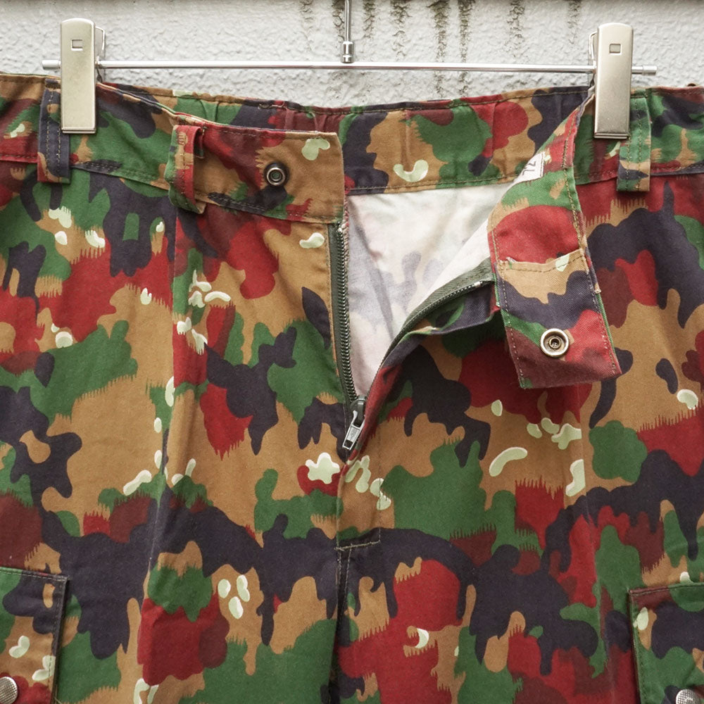 スイス軍M-83フィールドカーゴパンツ　アルペンカモ 《デッドストック》