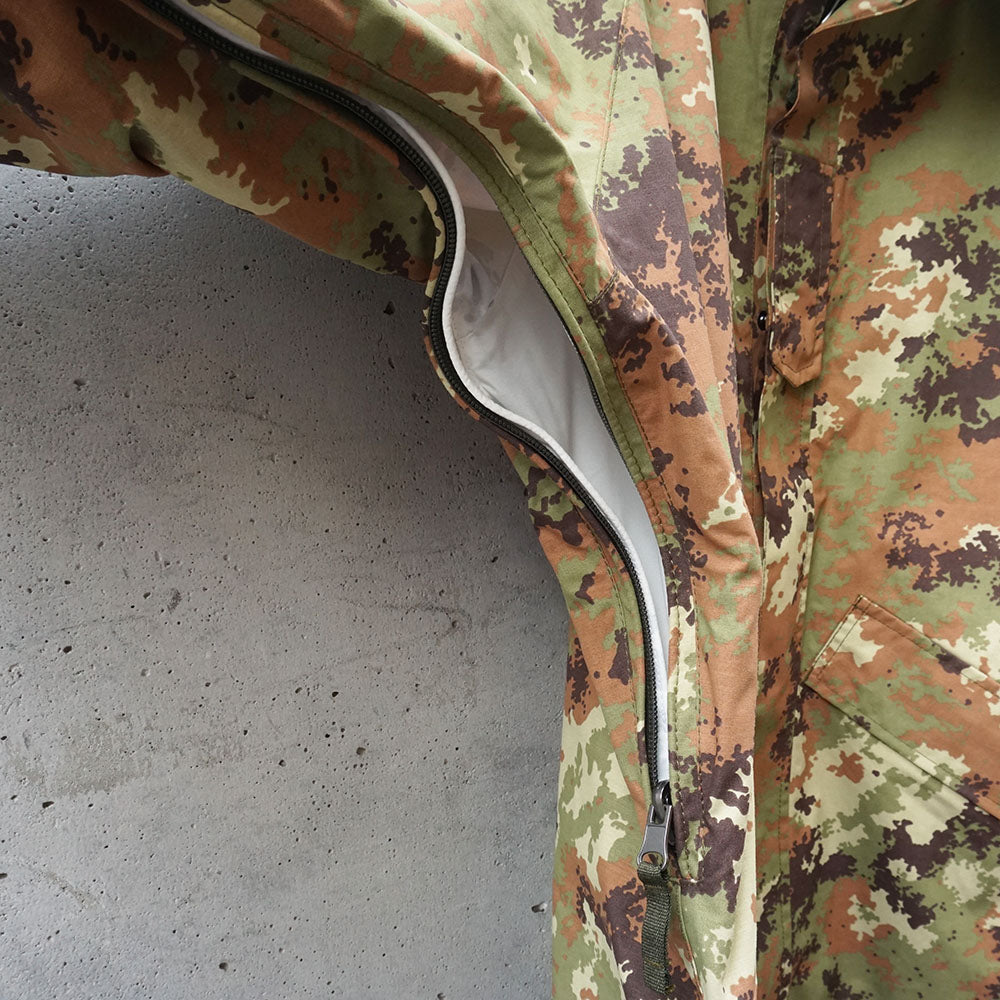 イタリア軍ウォータープルーフRBカモ　パーカ　《デッドストック》