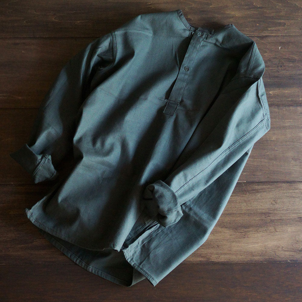 RUSSIA MILITARY SLEEPING SHIRTS  OLIVE GRAY 《DEADSTOCK》